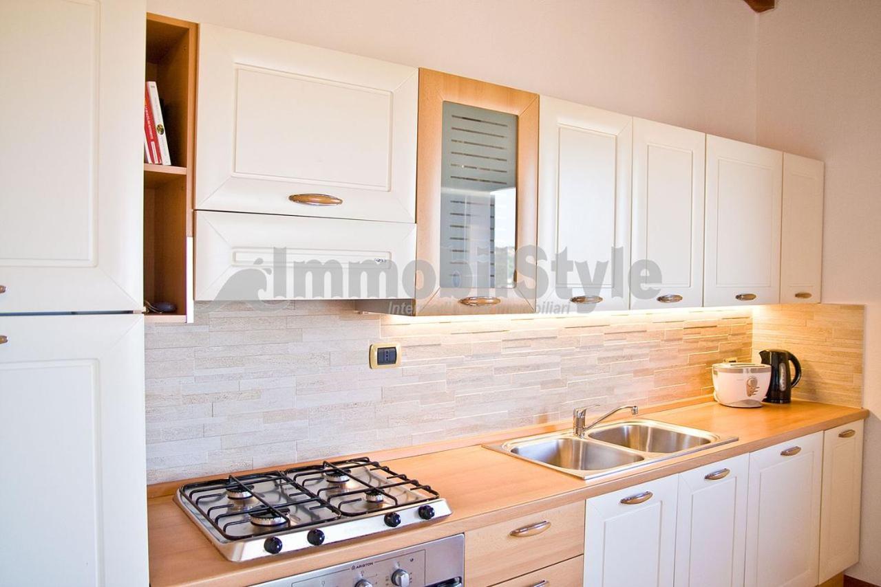 I Mirti Di Porto Pozzo Apartment Luaran gambar